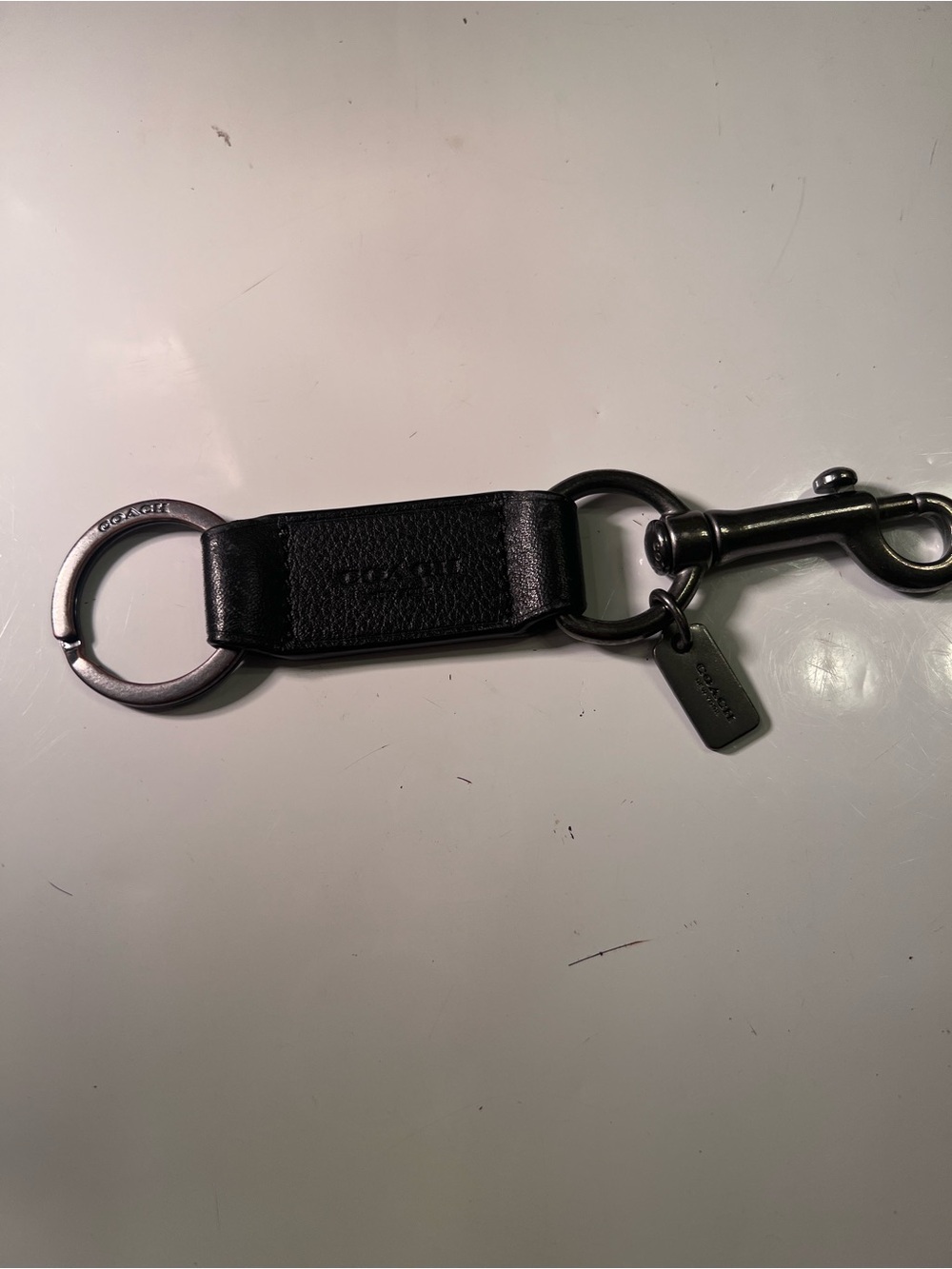 Rare Coach Black Leather Trigger Snap Key Fob in Gunmetal Hardware 6x1.5”